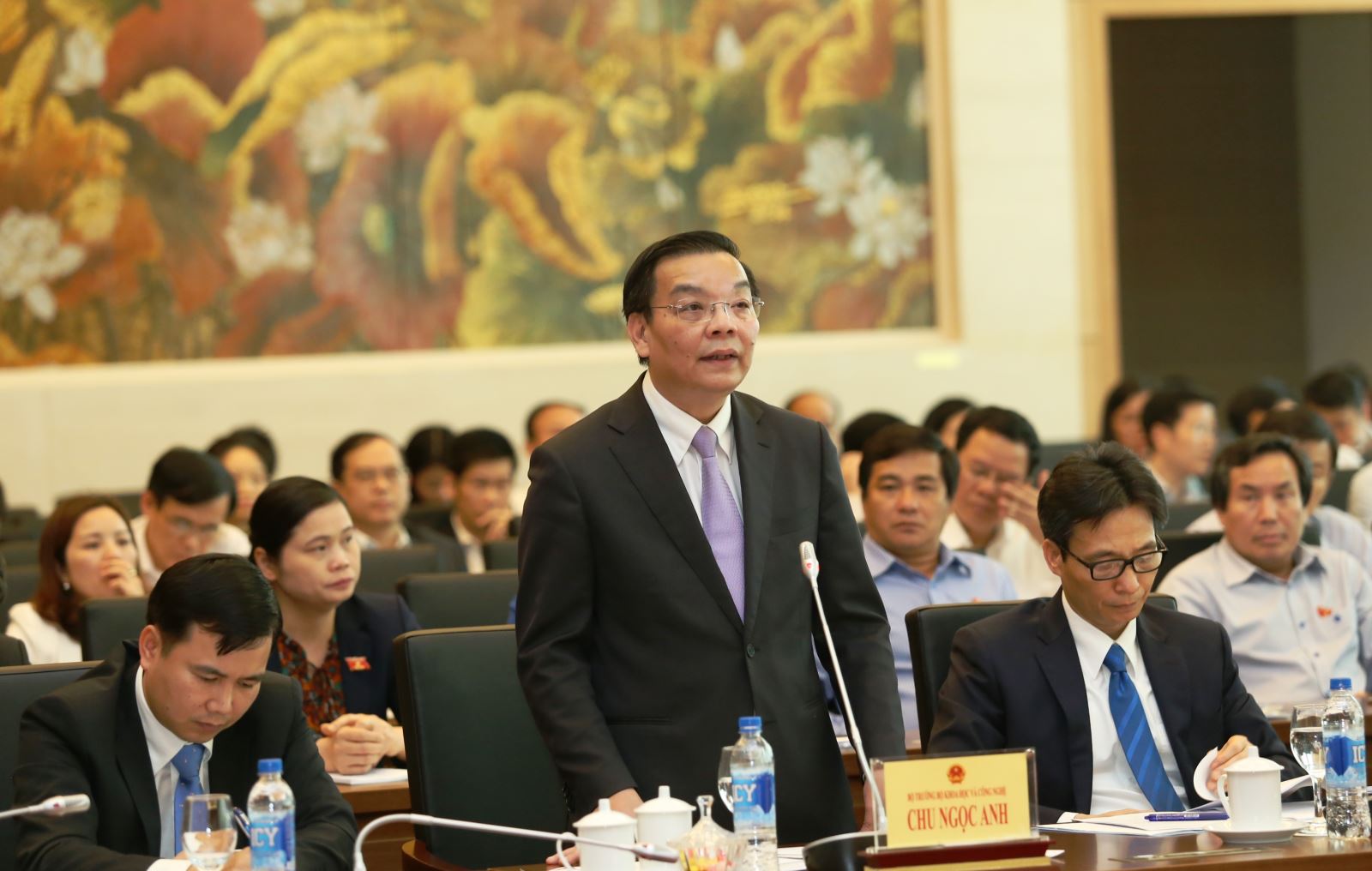 Uỷ ban Thường vụ Quốc hội đánh giá cao sự trả lời chất vấn nghiêm túc của Bộ trưởng KH&CN